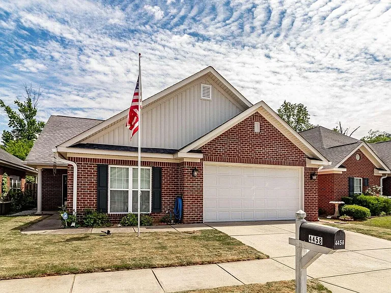 4458 Galway Dr — Photo 3