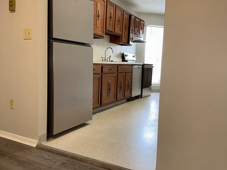 71 Wellington Dr #71 — Photo 4