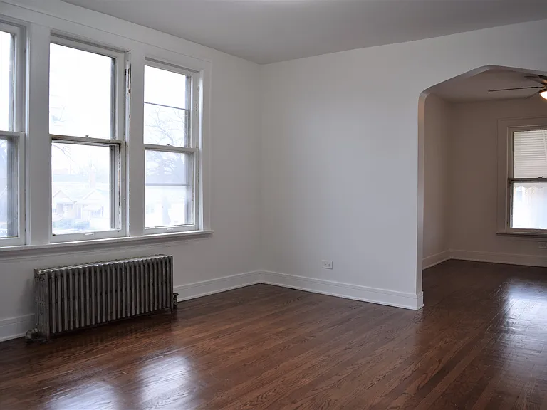 7249 S Campbell Ave #1B — Photo 5