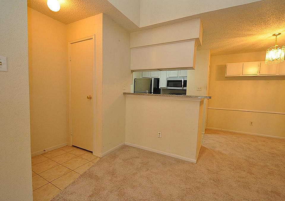 1st image of 12550 Whittington Dr #6/607