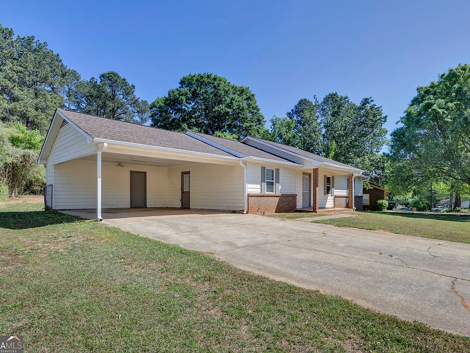 1st image of 104 Longview Rd