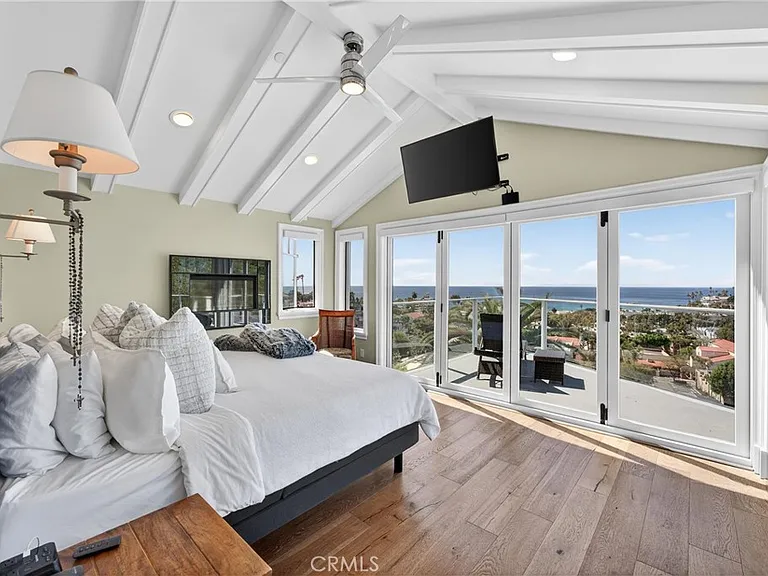 405 Blumont St — Photo 29