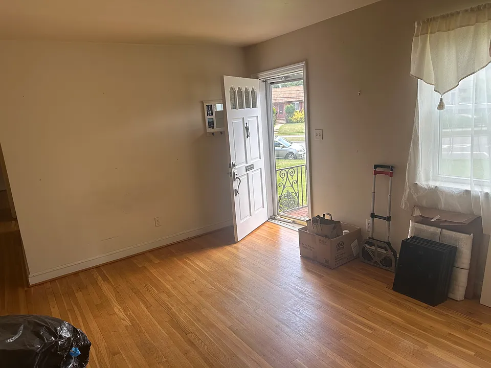 6607 Williamsburg Blvd
