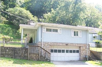1st image of 230 Campbells Creek Dr