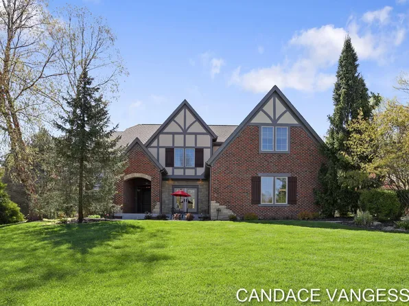 2429 Shears Crossing Ct NE, Grand Rapids, MI 49525