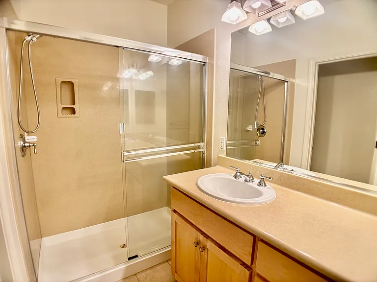 4466 Laird Cir — Photo 19