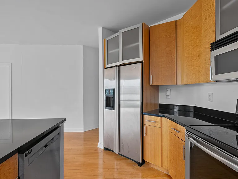 24 Avenue At Port Imperial #335 — Photo 6