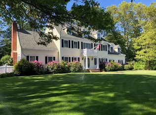 5 Knights Ln, Newburyport, MA 01950