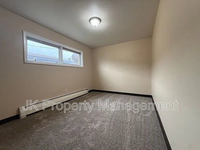 2100 4th St NE #2 — Photo 24