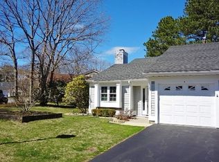 4 Villanova Ct, Ridge, NY 11961