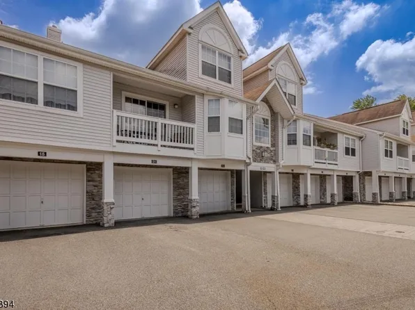 21 Autumn Ct, Roxbury Twp., NJ 07852