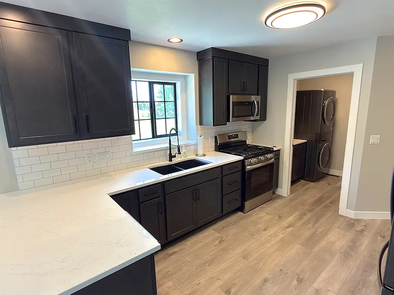W2012 Fairfield Ln — Photo 9