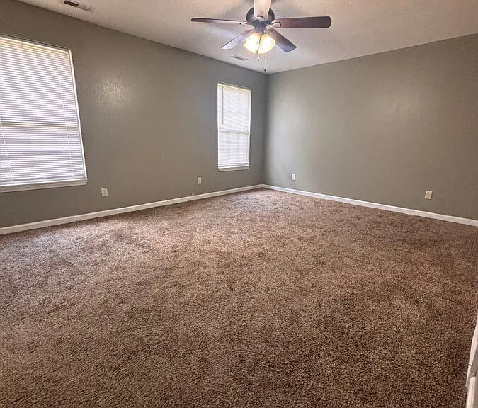 1939 Rock Creek Ln — Photo 10