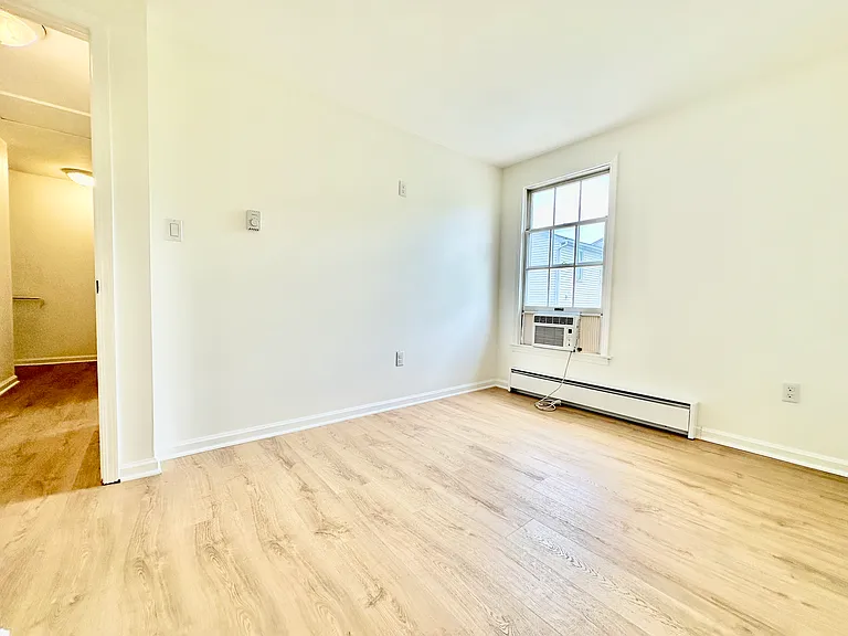 2220 Fox Run — Photo 34