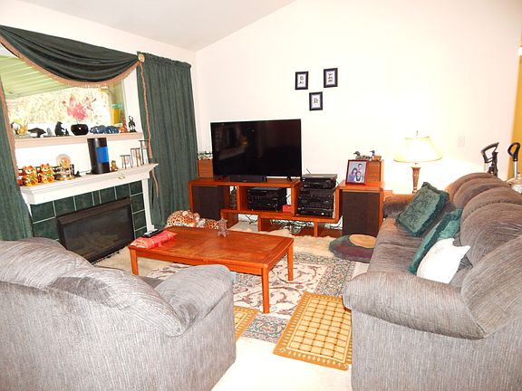 5th image of 8017 Carlisle Pl