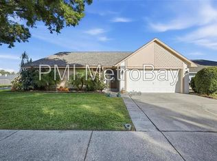 1918 Blue Sage Ct, Brandon, FL 33511
