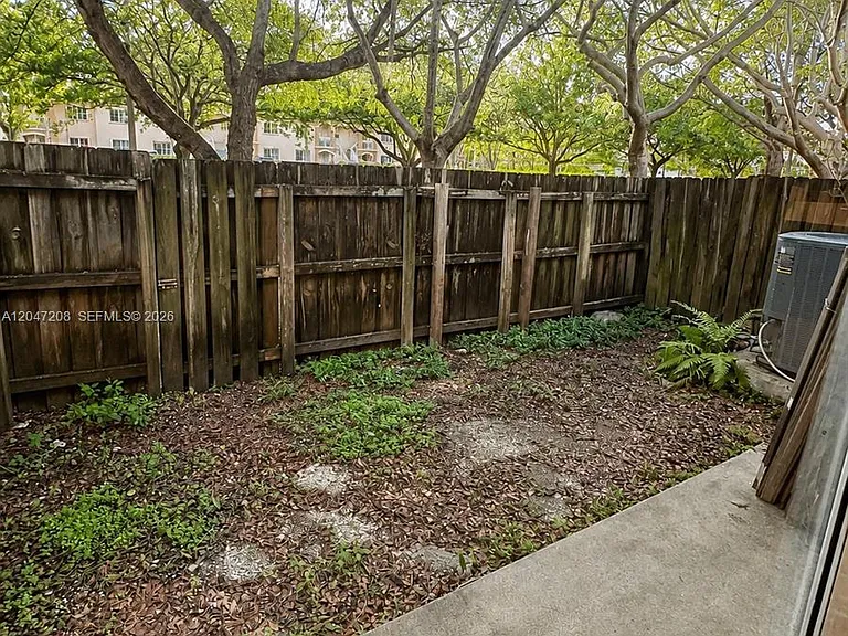 2528 SE 14th Ave — Photo 13