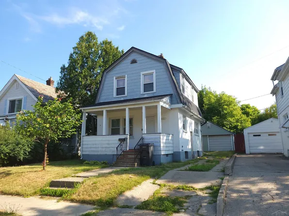 1812 Cadillac St, Flint, MI 48504
