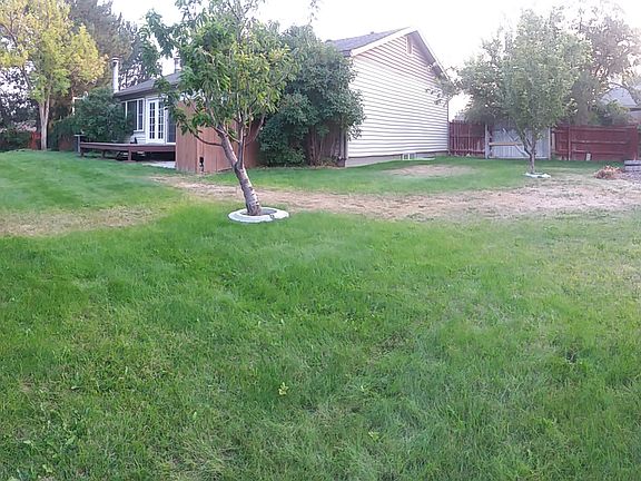 4th image of 1194 Parkway Dr