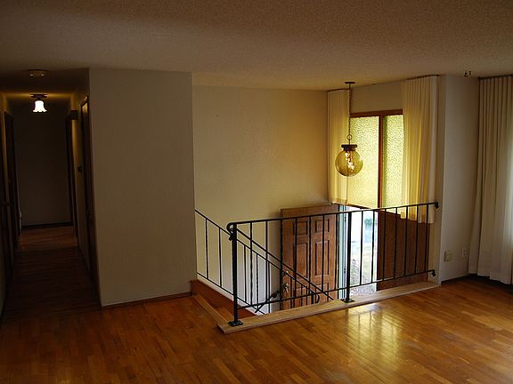 3rd image of 29330 36th Ave S