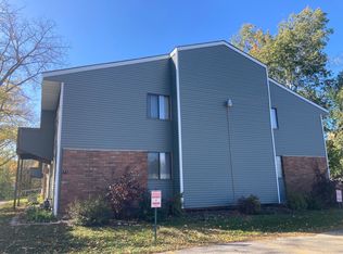 417 & 421 N Elizabeth Ave #17280972, Jefferson, WI 53549