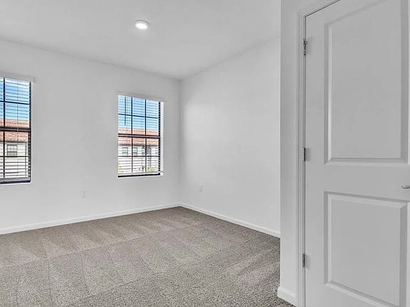 5th image of 1430 Weeping Willow Ct #1