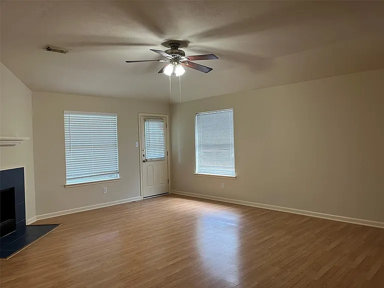 17314 Glenmorris Dr — Photo 10