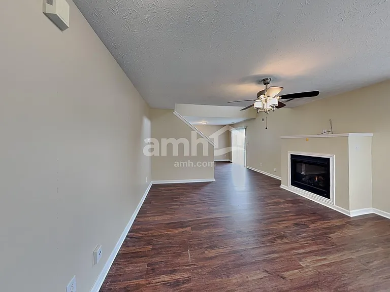 6580 Dunsdin Dr — Photo 6
