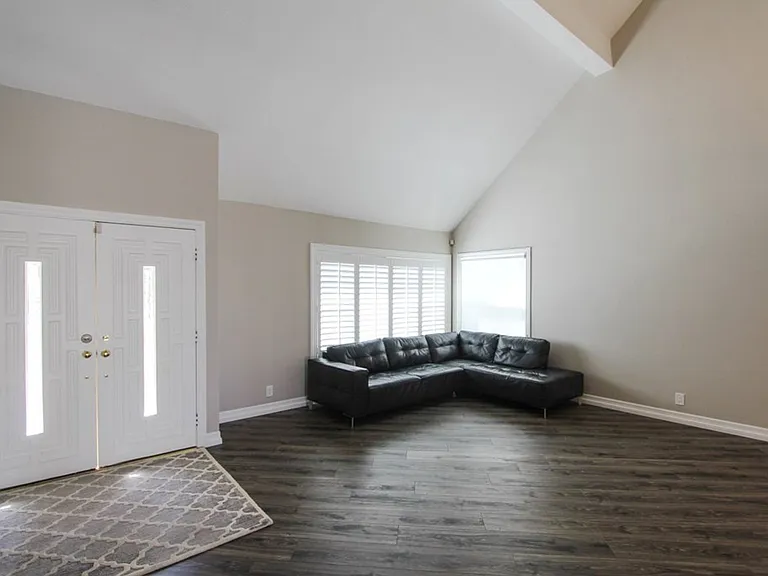 6331 E Via Arboles — Photo 34