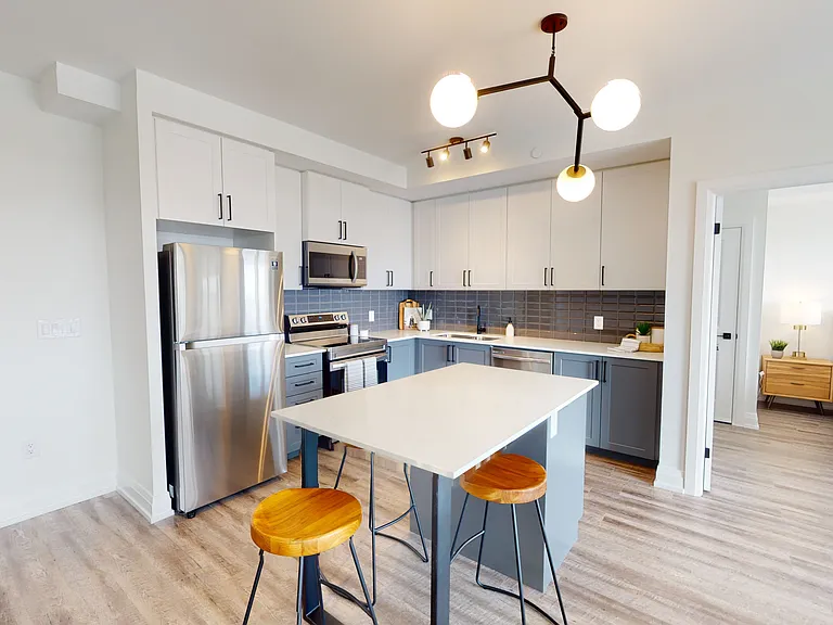 120 Benton St — Photo 38