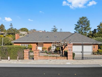 2225 Summit Dr, Hillsborough, CA, 94010