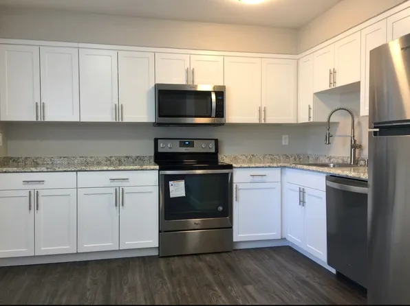 17732 NE Glisan St #32, Portland, OR 97230