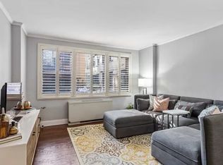 301 E 69th St APT 2M, New York, NY 10021