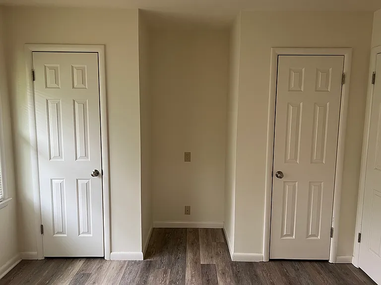 5821 Lowell St — Photo 13