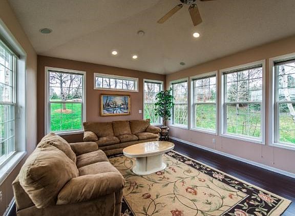 4th image of 3168 Eagle Valley Dr
