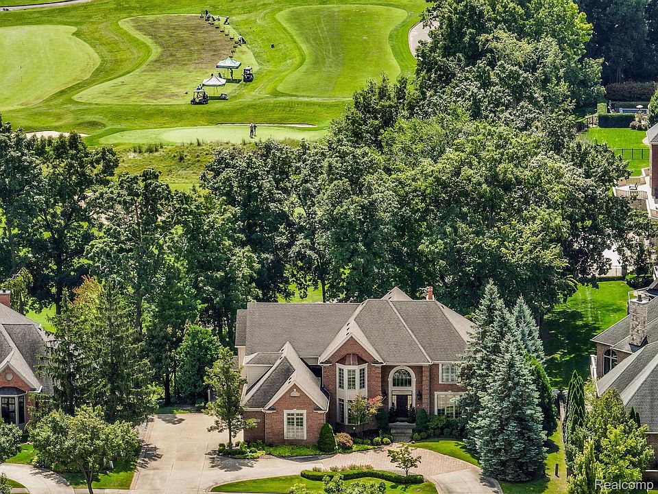 1st image of 5031 Rockaway Ln