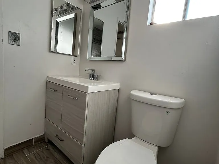 5204 Curson Ave — Photo 9