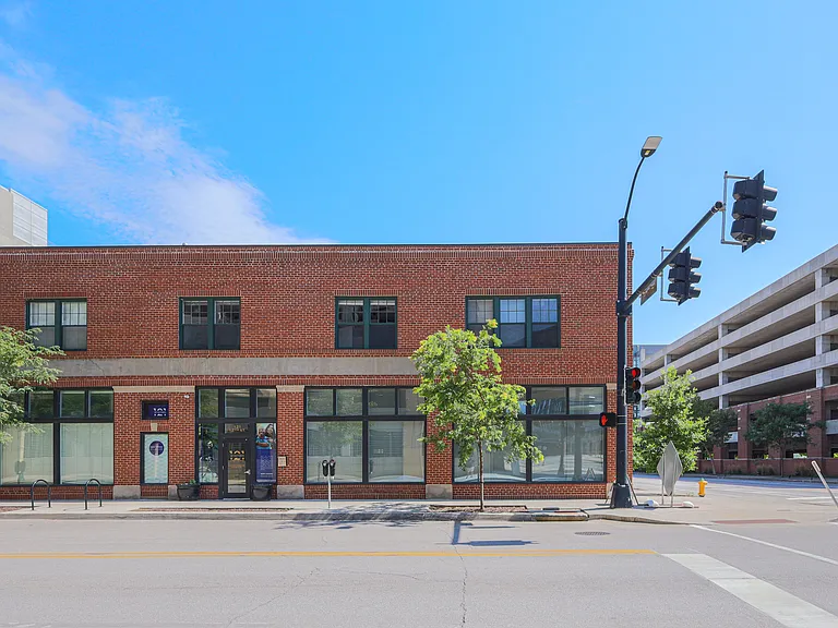 Station 121 — Photo 36