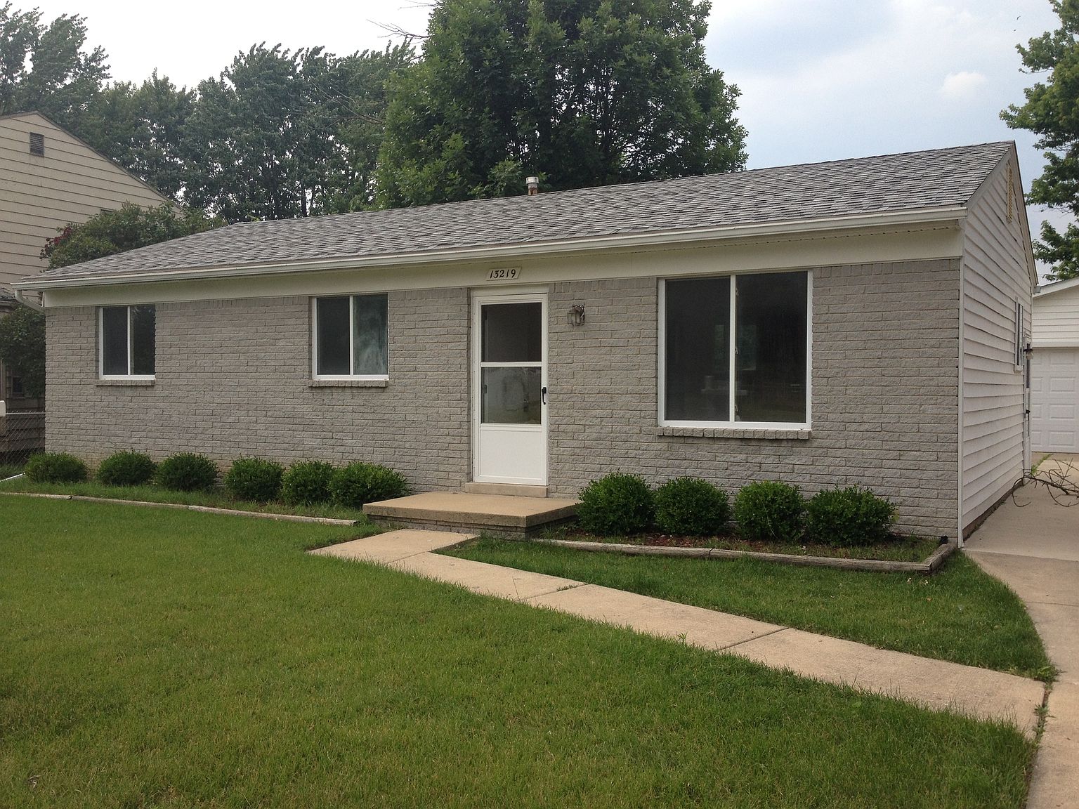 13219 Frazho Rd, Warren, MI 48089 Zillow