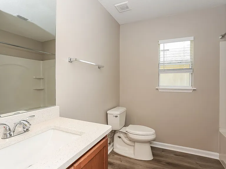 392 Bostwick Cir — Photo 15