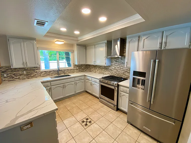 757 N Stagecoach Ln N — Photo 34