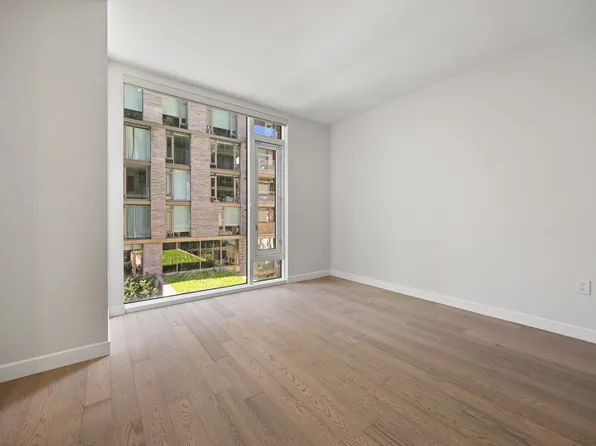 505 West 43rd Street image 15 of 30