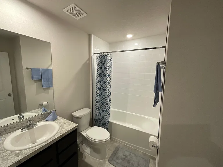 5889 Creekside Crossing Dr — Photo 9