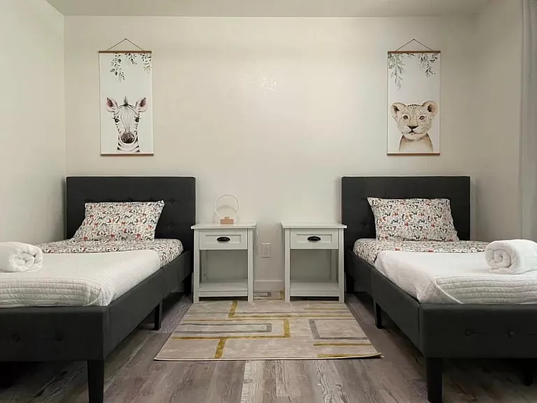Bedroom #4 with two twin beds.