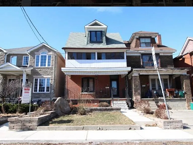8 Boon Ave #MAIN — Photo 3