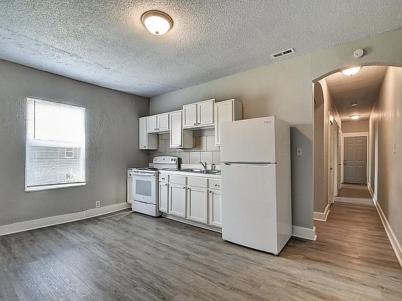 2nd image of 3535 N College Ave APT 3