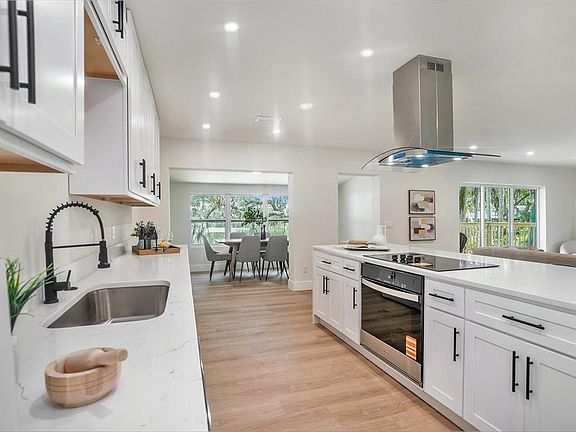 3rd image of 14050 Blackjack Rd