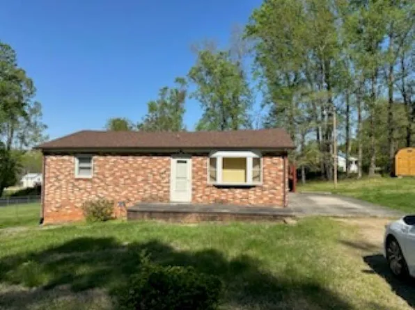 47 Arrowood Dr, Fieldale, VA 24089