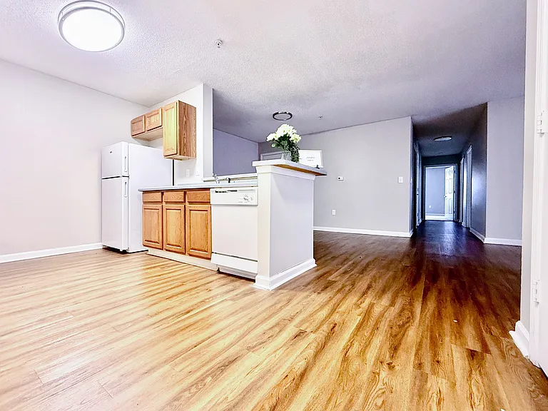 Shell Pointe — Photo 10