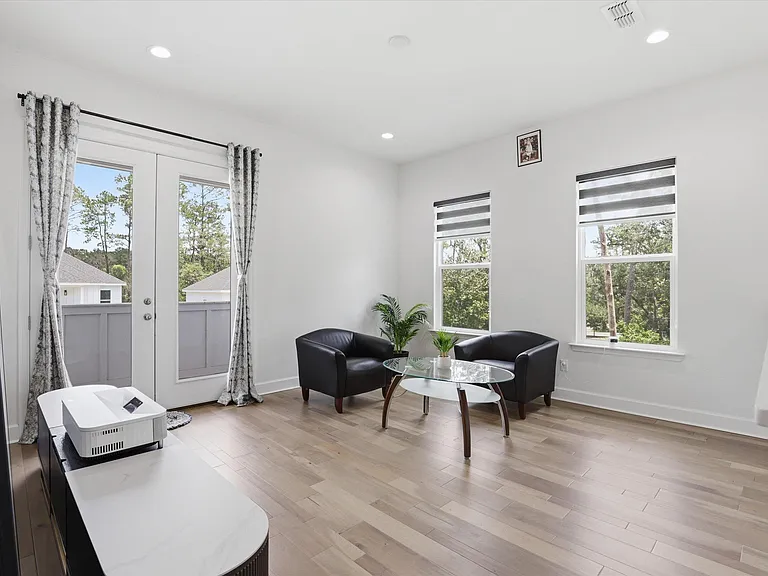 2751 Michel Boulos St — Photo 19